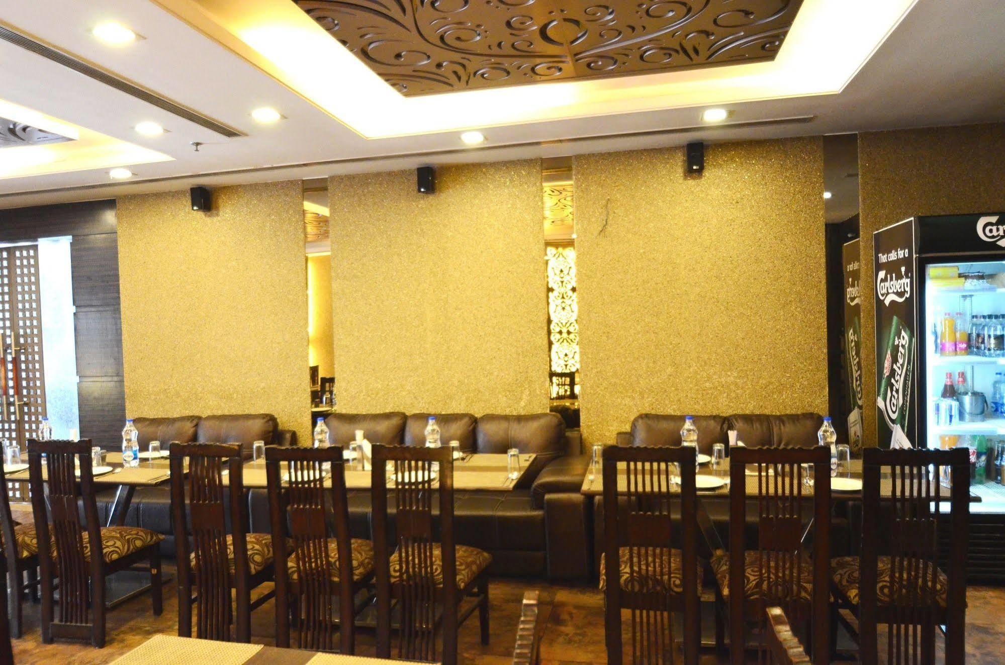 Hotel Metro View Delhi  Exterior photo