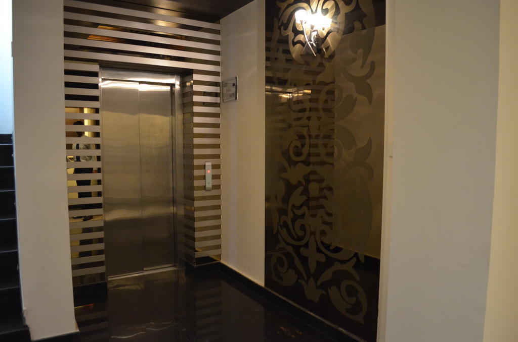 Hotel Metro View Delhi  Exterior photo